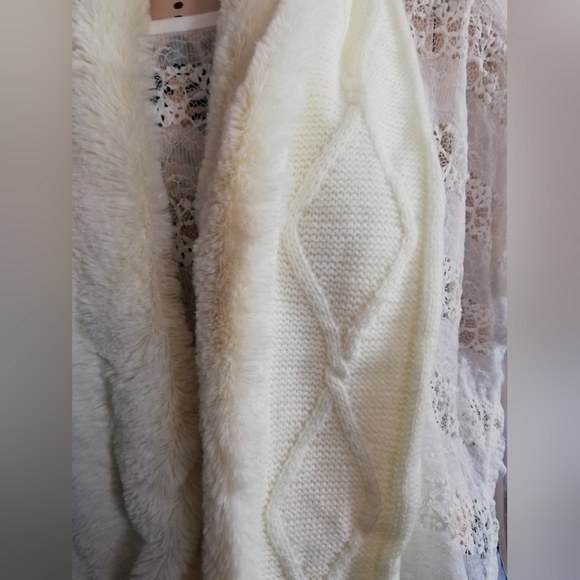 Scarf fau fur and wool - Picture 2 of 3